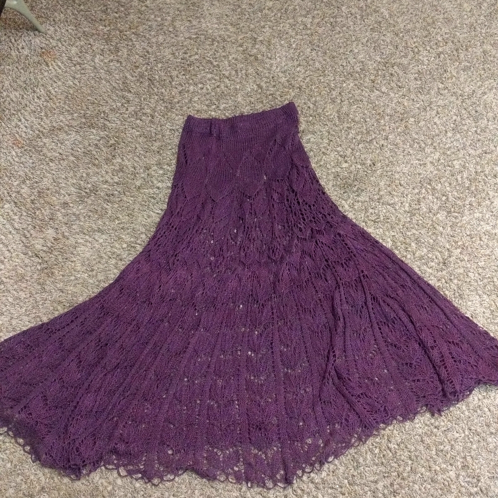 #252Handmade Crotchet A lined skirt. Measure: W: 13  Stretch:20,5 Lenght: 40